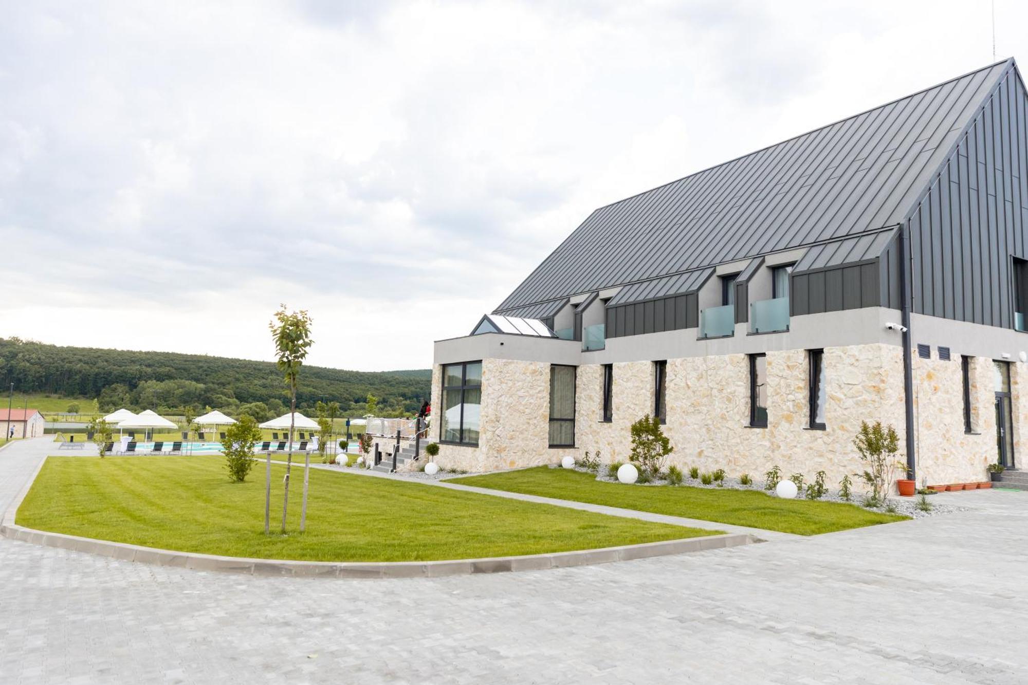 Hotel Complex Acom à Băile Felix Extérieur photo